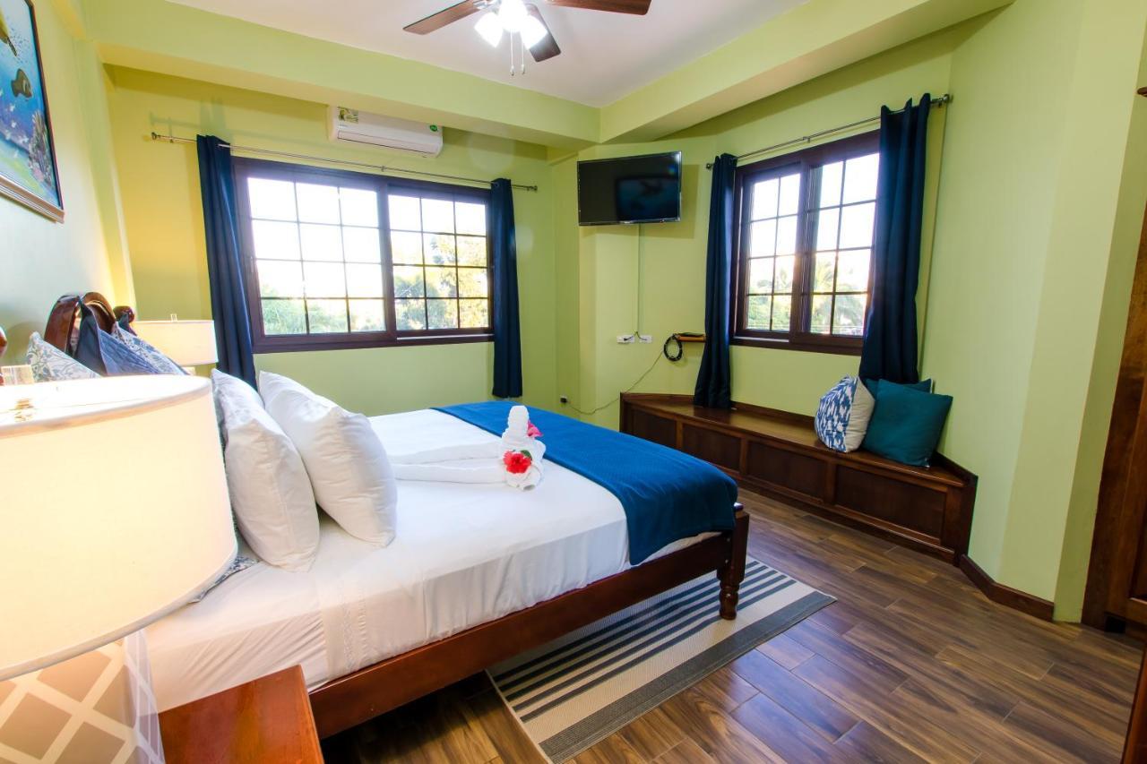 Khalkob'S Estate Apartment Placencia Luaran gambar