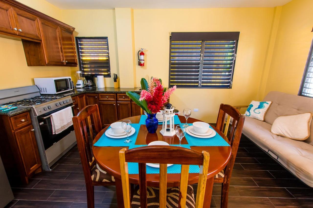 Khalkob'S Estate Apartment Placencia Luaran gambar