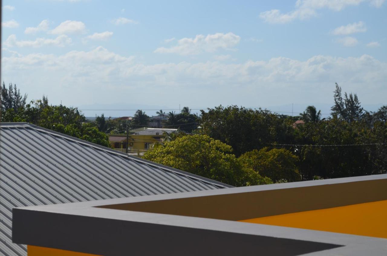 Khalkob'S Estate Apartment Placencia Luaran gambar